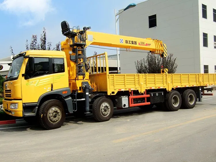 10 ton crane pickup Truck in UAE